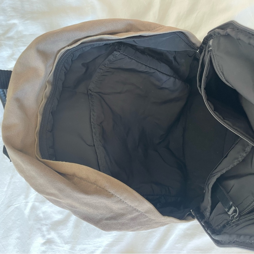 FOSSIL gray/black backpack - Picture 3 of 3